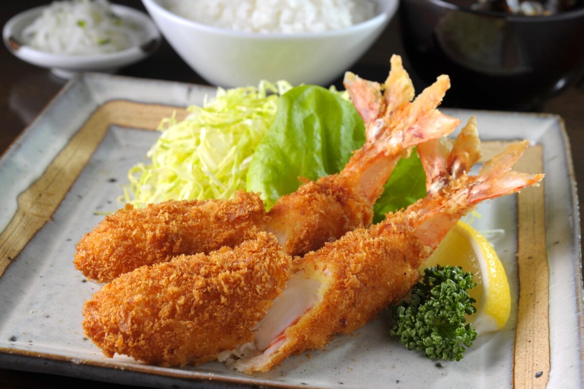 勝烈庵のえびフライ定食