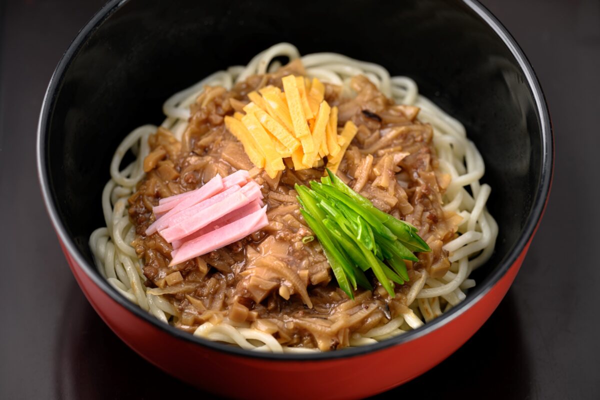 待春軒のおすすめメニュー三溪そば