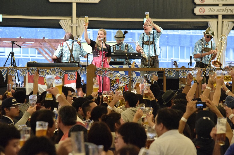 横浜赤レンガ倉庫のオクトーバーフェスト